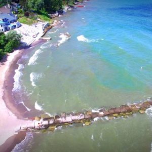 Shoreline And Beach Houses In Bay Village, Ohio