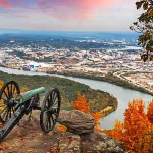 Chattanooga, Tennessee From A Cliff With Cannon In The Foreground