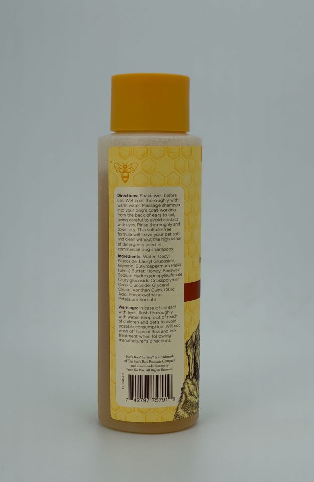 16 oz Burt’s Bees Hypoallergenic Shampoo - Image 3
